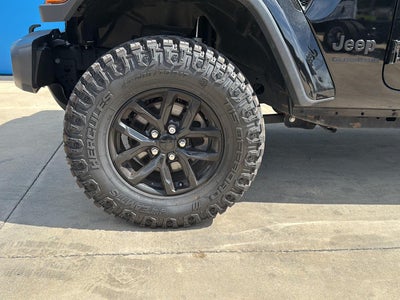 2022 Jeep Gladiator Sport S