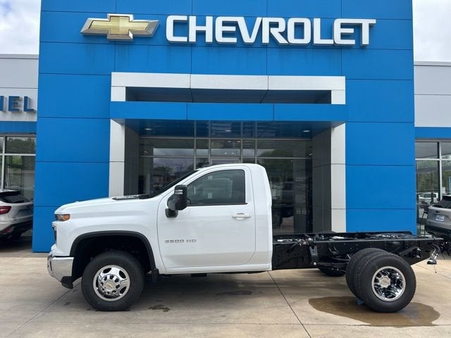 2026 Chevrolet Silverado 3500 HD Chassis Cab LT