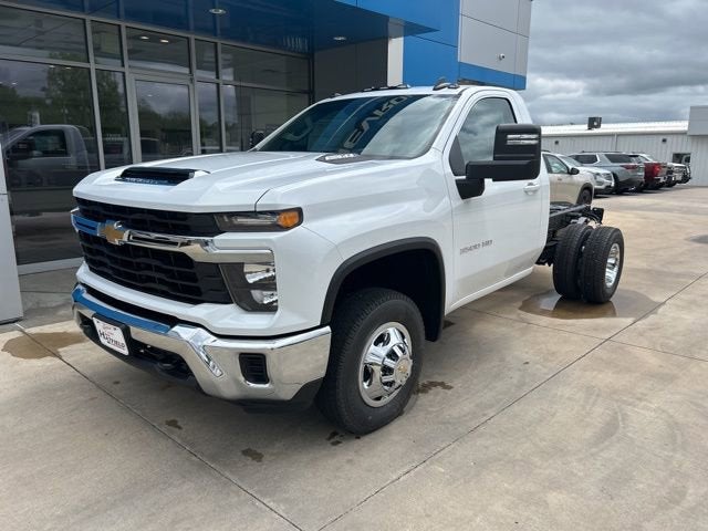 2026 Chevrolet Silverado 3500 HD Chassis Cab LT