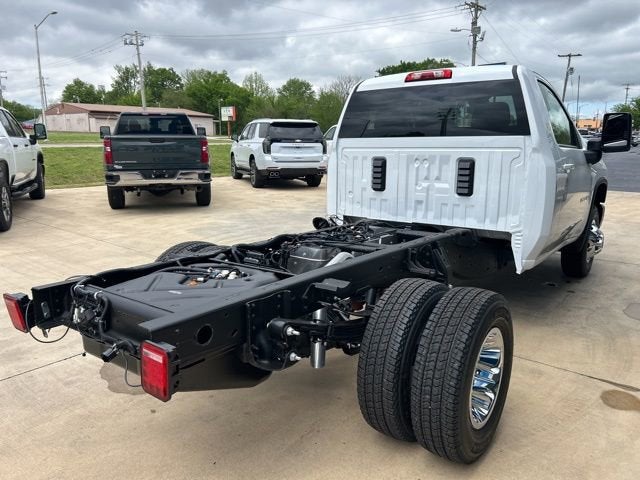 2026 Chevrolet Silverado 3500 HD Chassis Cab LT