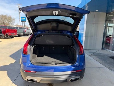 2023 Cadillac XT4 Premium Luxury