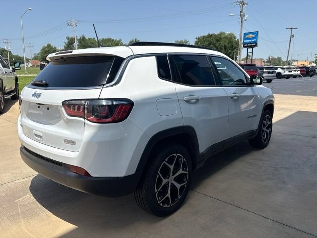 2024 Jeep Compass Latitude