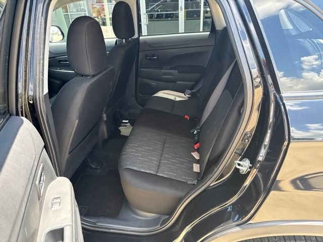 2025 Mitsubishi Outlander Sport S