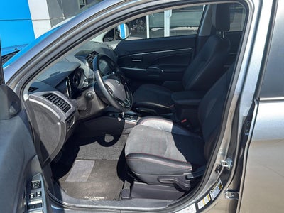 2025 Mitsubishi Outlander Sport S