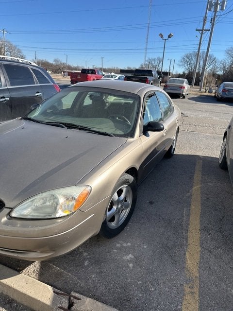 2003 Ford Taurus SES Standard