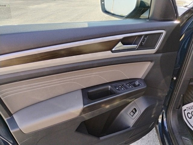 2022 Volkswagen Atlas 2.0T SE w/Technology