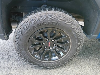 2023 GMC Sierra 1500 AT4X