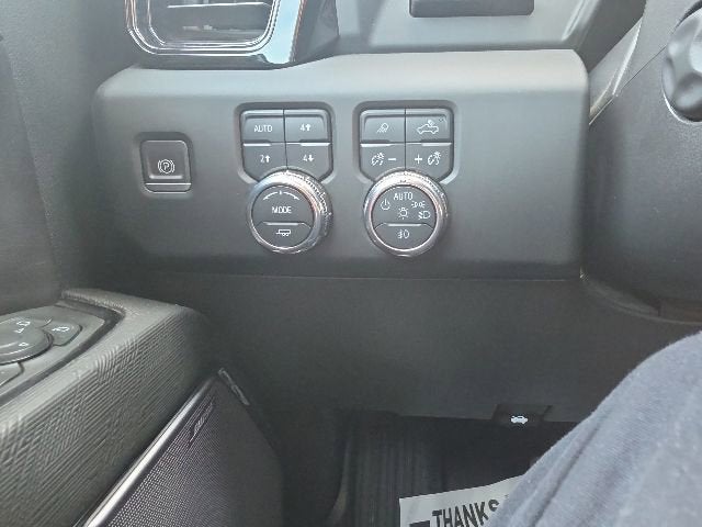 2023 GMC Sierra 1500 AT4X
