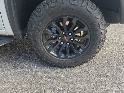 2023 GMC Sierra 1500 AT4X