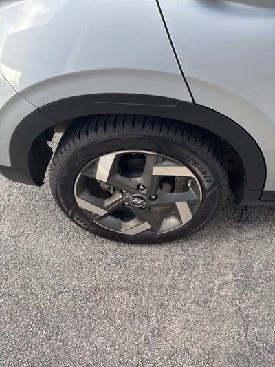 2023 Hyundai Venue SEL