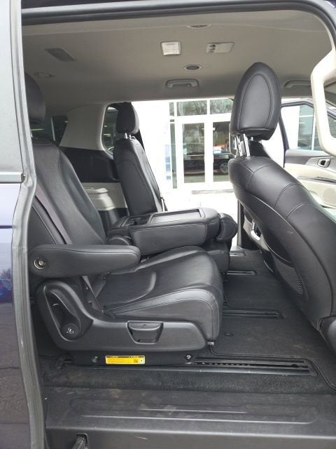 2024 Kia Carnival MPV LX Seat Package