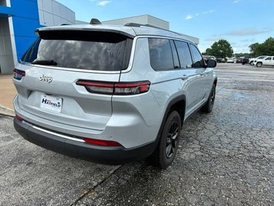 2023 Jeep Grand Cherokee L Laredo
