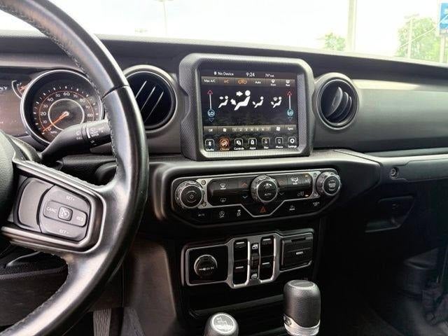 2022 Jeep Gladiator Sport S