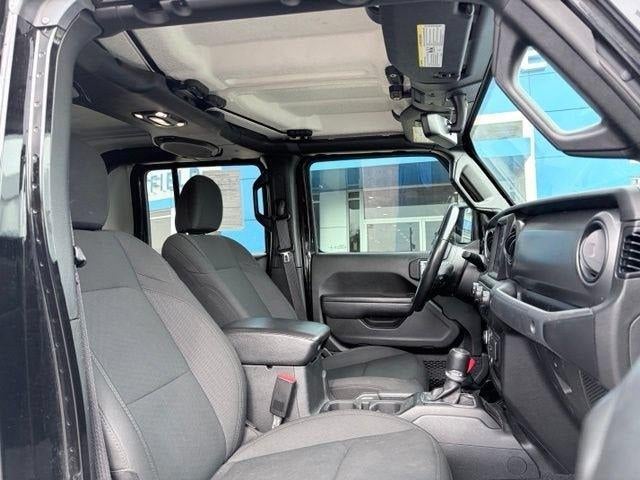 2022 Jeep Gladiator Sport S
