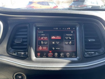 2016 Dodge Challenger SXT Plus