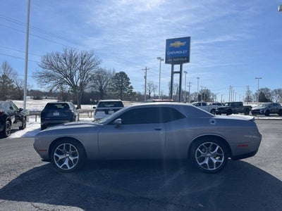 2016 Dodge Challenger SXT Plus
