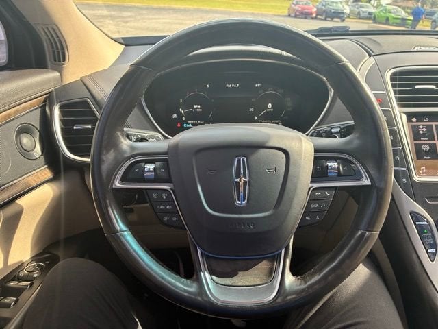 2019 Lincoln Nautilus Reserve