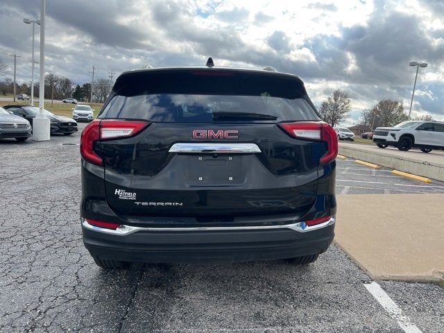 2023 GMC Terrain SLT