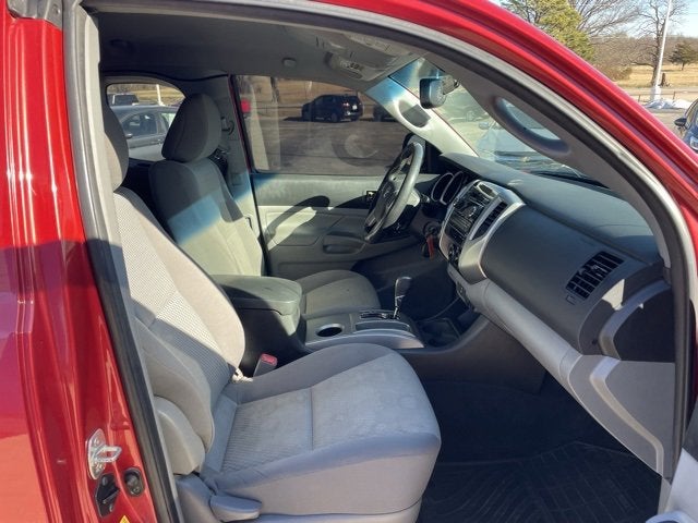 2012 Toyota Tacoma 4WD Access Cab V6 MT (Natl)
