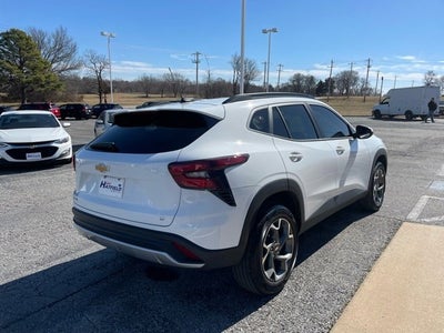 2025 Chevrolet Trax LT