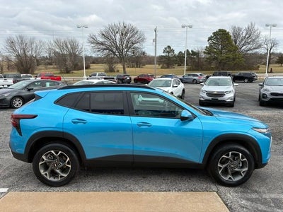 2025 Chevrolet Trax LT