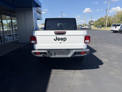 2021 Jeep Gladiator Base
