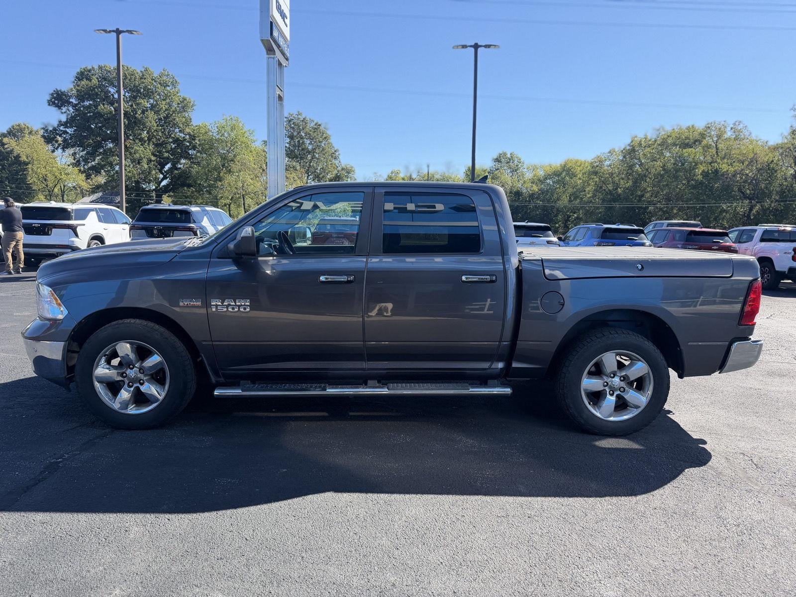 2016 RAM 1500 Base