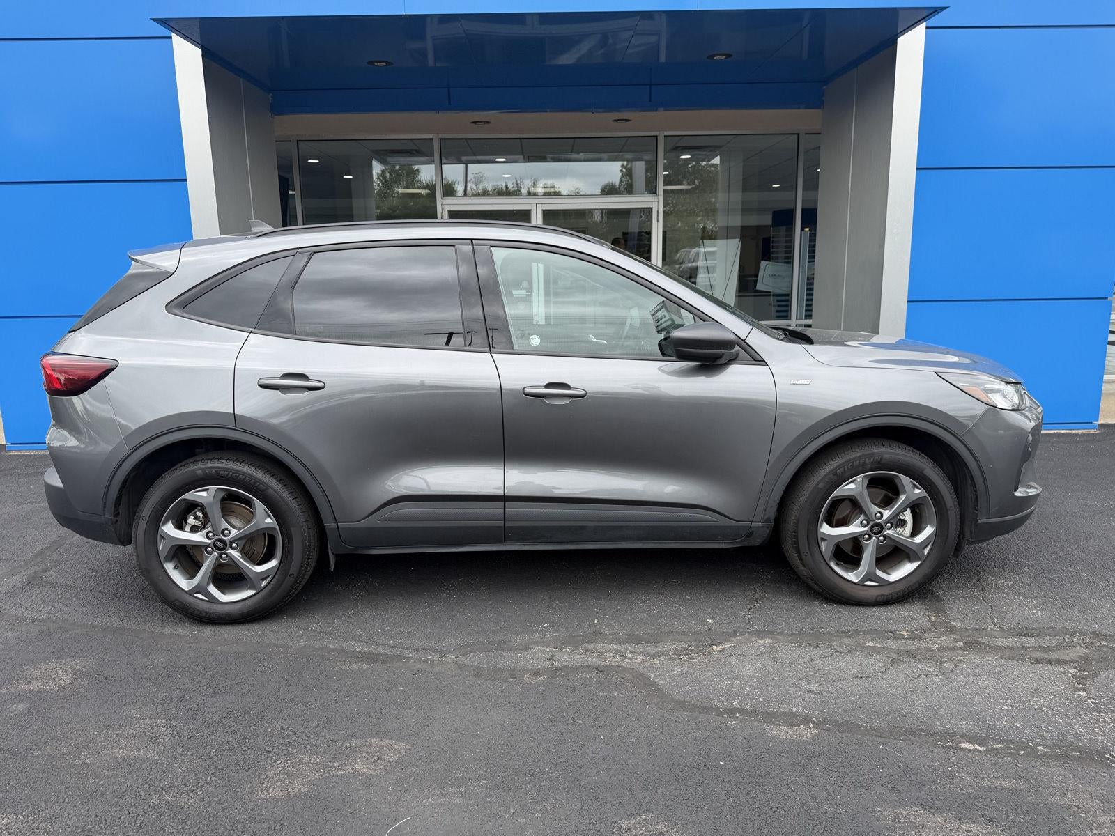 2025 Ford Escape Base