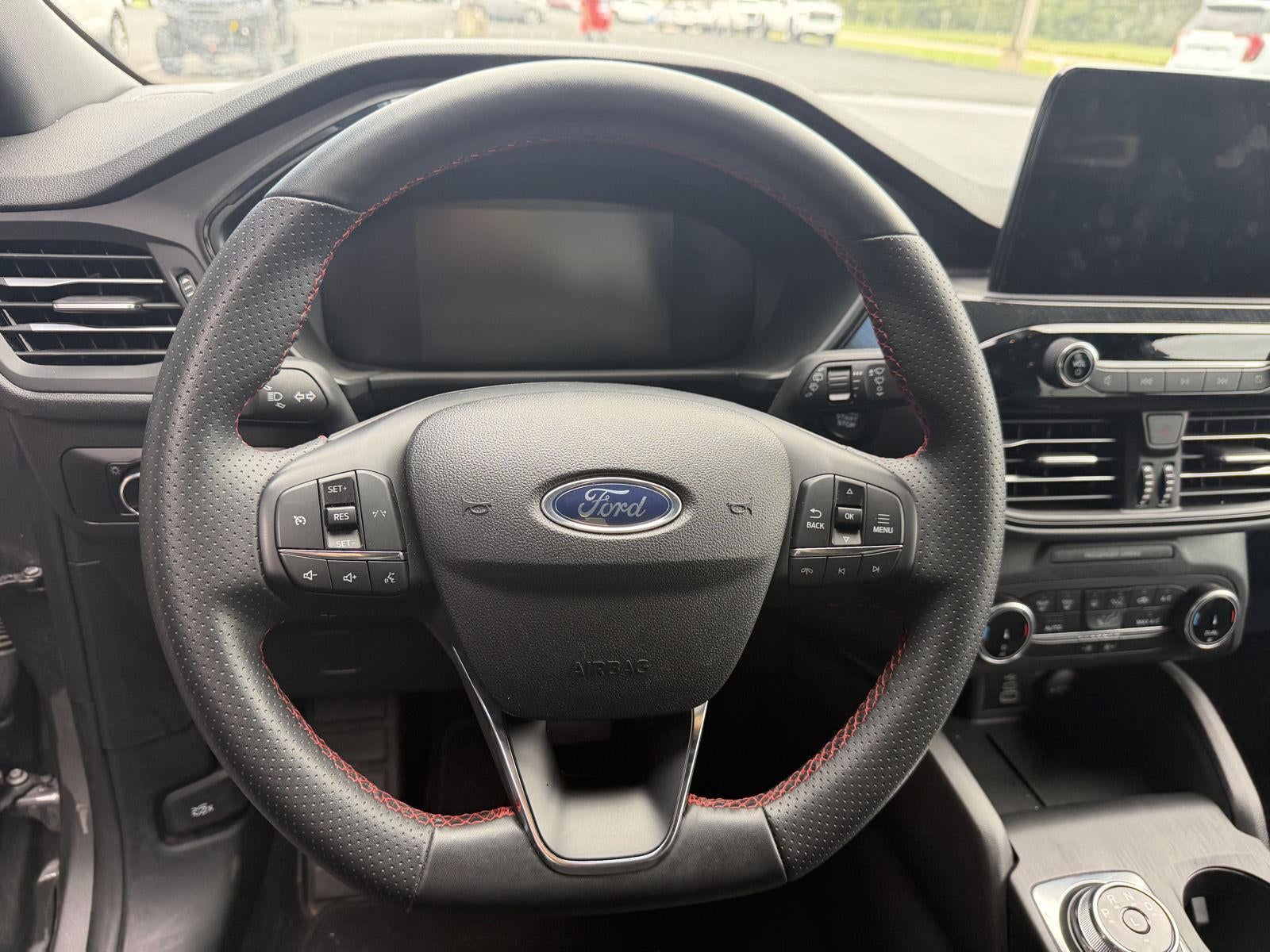 2025 Ford Escape Base