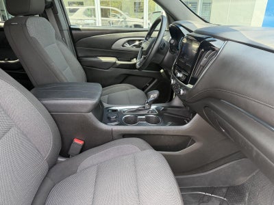 2023 Chevrolet Traverse Base