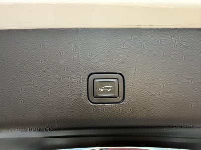 2023 Chevrolet Traverse Base