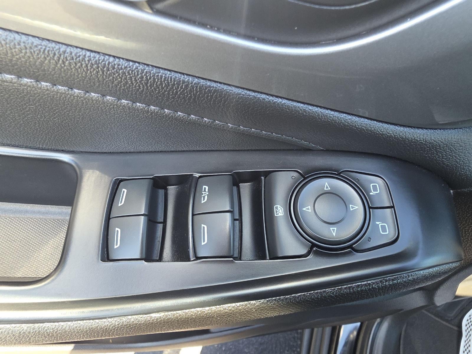 2023 Chevrolet Traverse Base