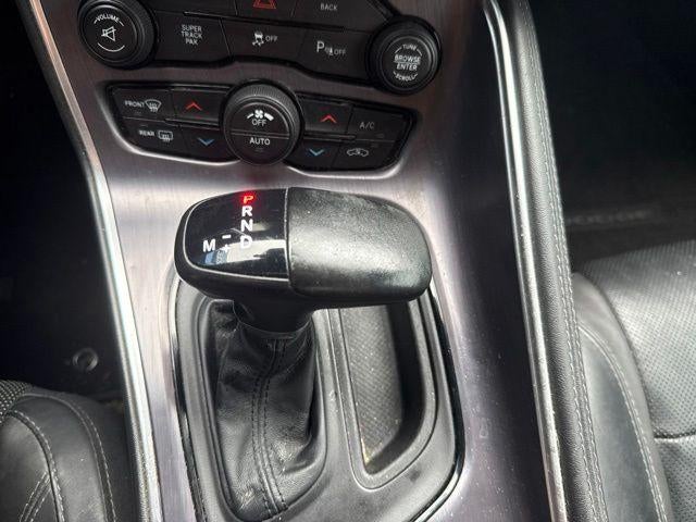 2016 Dodge Challenger SXT Plus