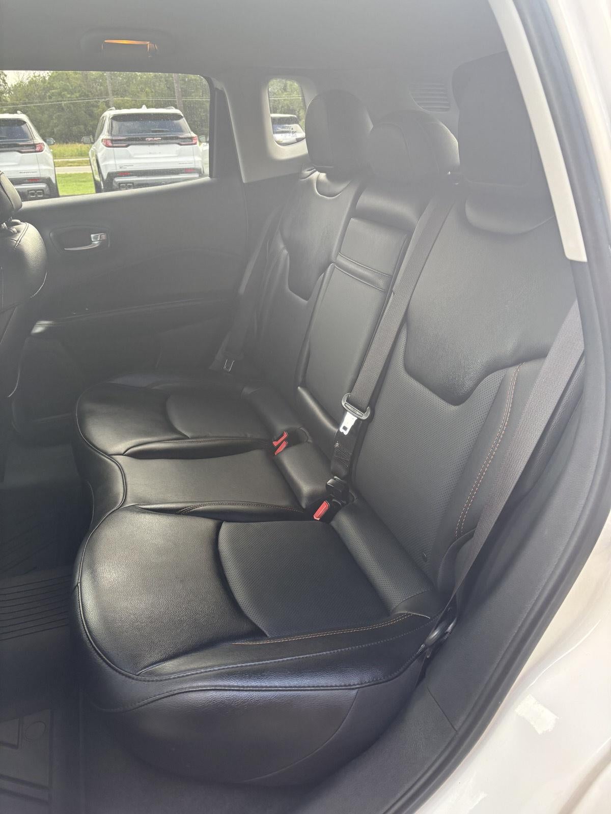 2019 Jeep Compass Base
