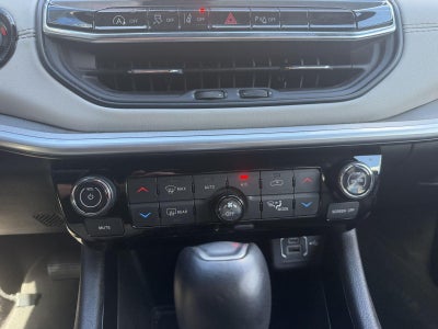 2025 Jeep Compass Base