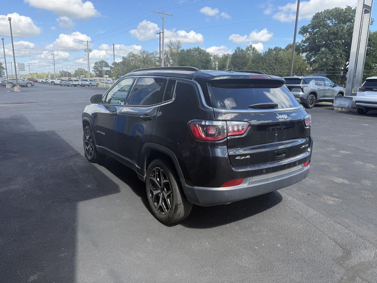 2025 Jeep Compass Base