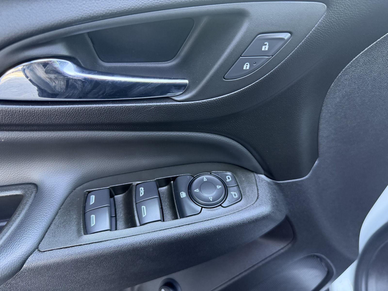 2024 Chevrolet Equinox Base