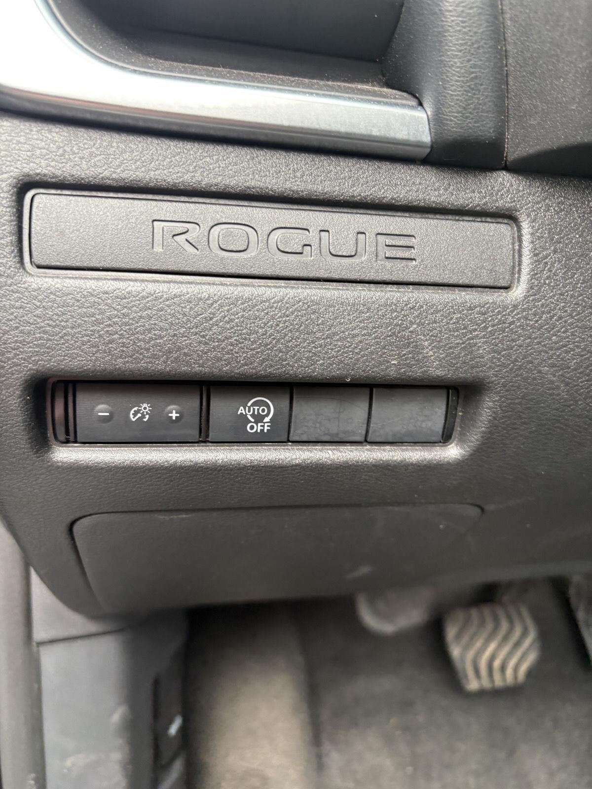 2023 Nissan Rogue Base