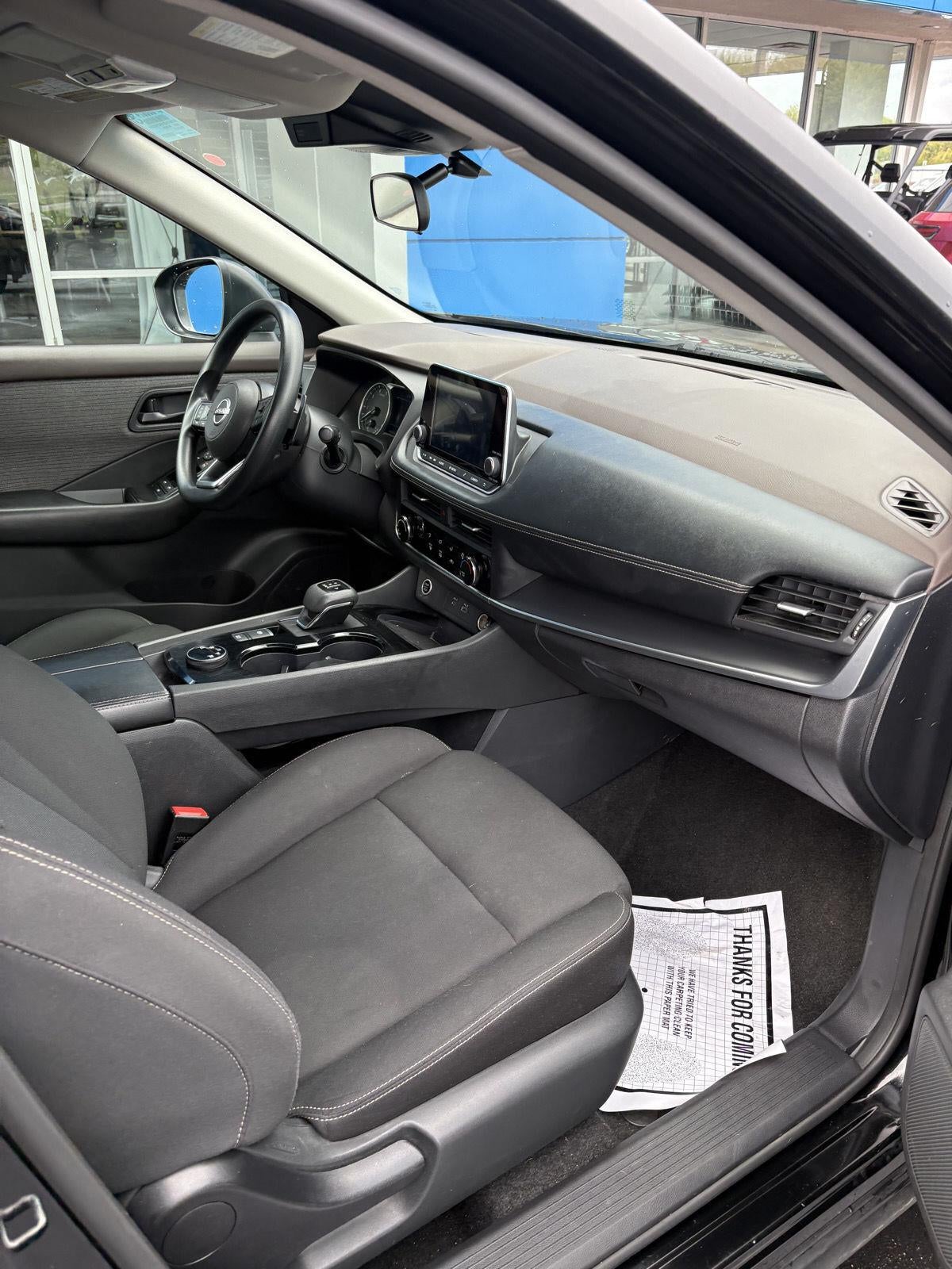 2023 Nissan Rogue Base