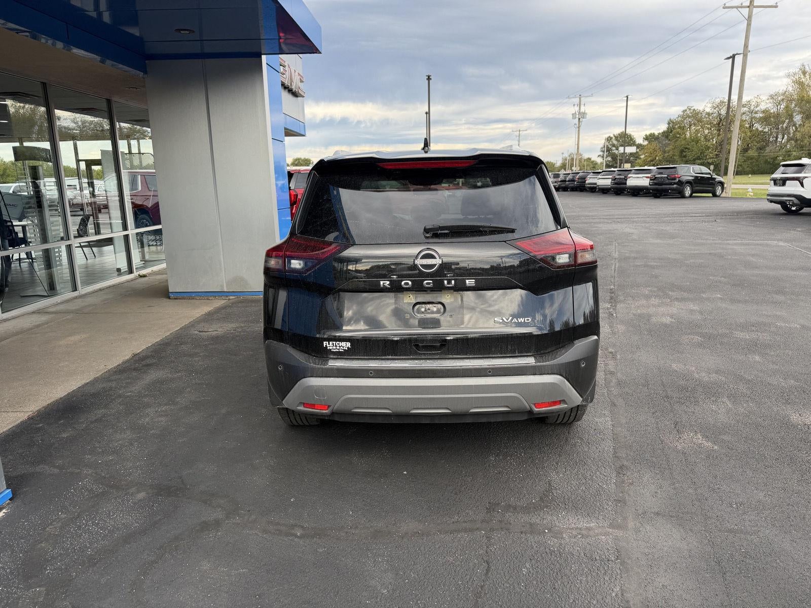 2022 Nissan Rogue Base