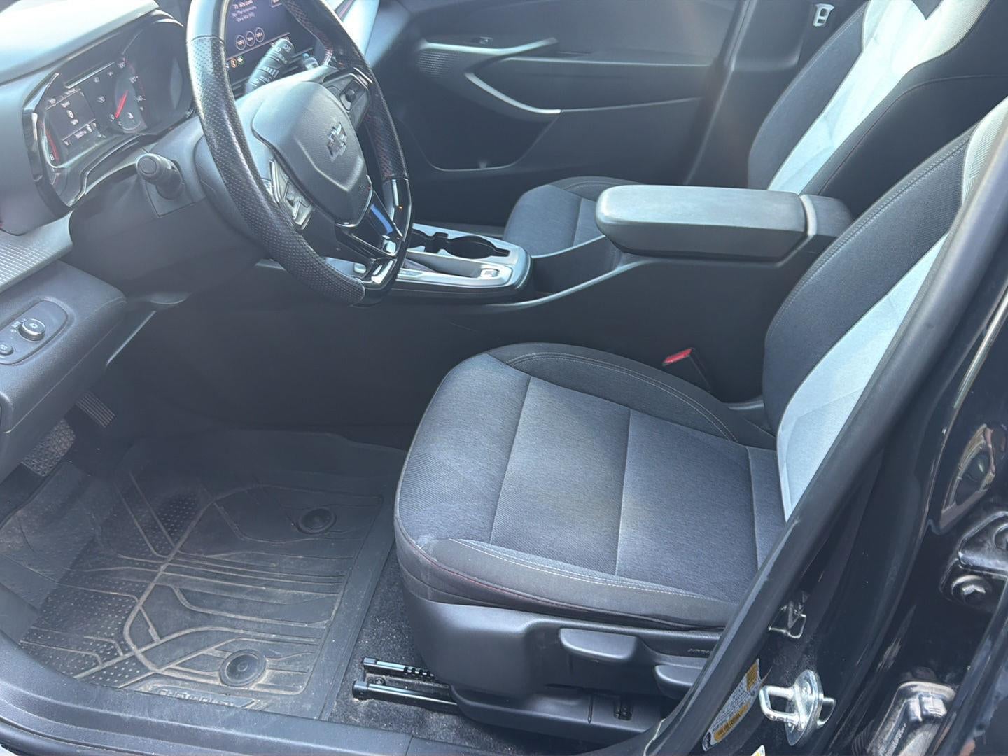 2024 Chevrolet Trax Base