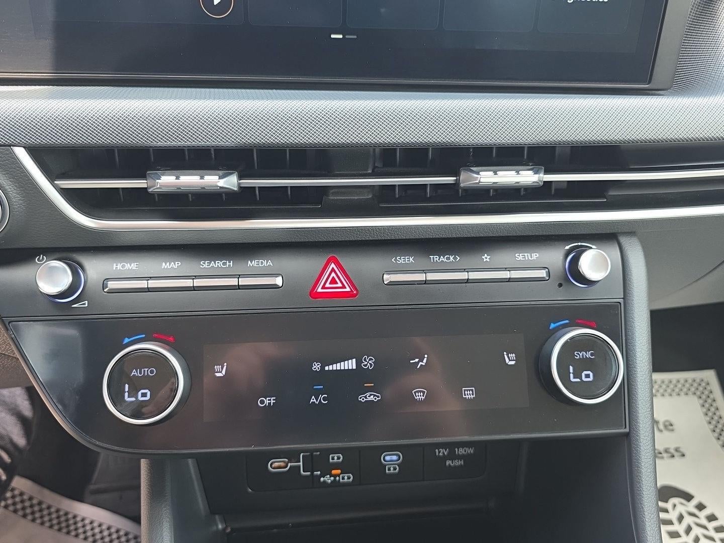 2025 Hyundai Sonata Base