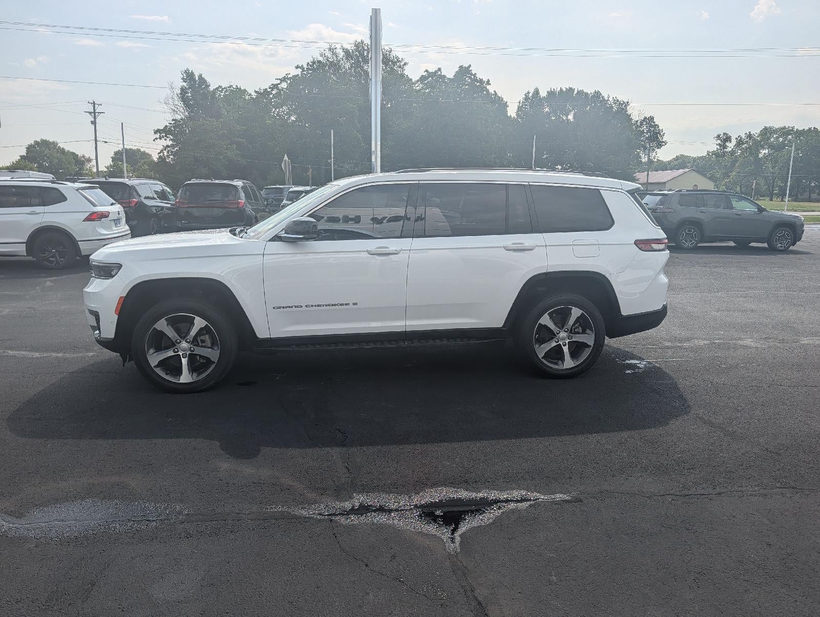 2023 Jeep Grand Cherokee L Limited 4x4