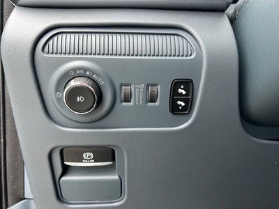 2022 Jeep Grand Wagoneer Series II