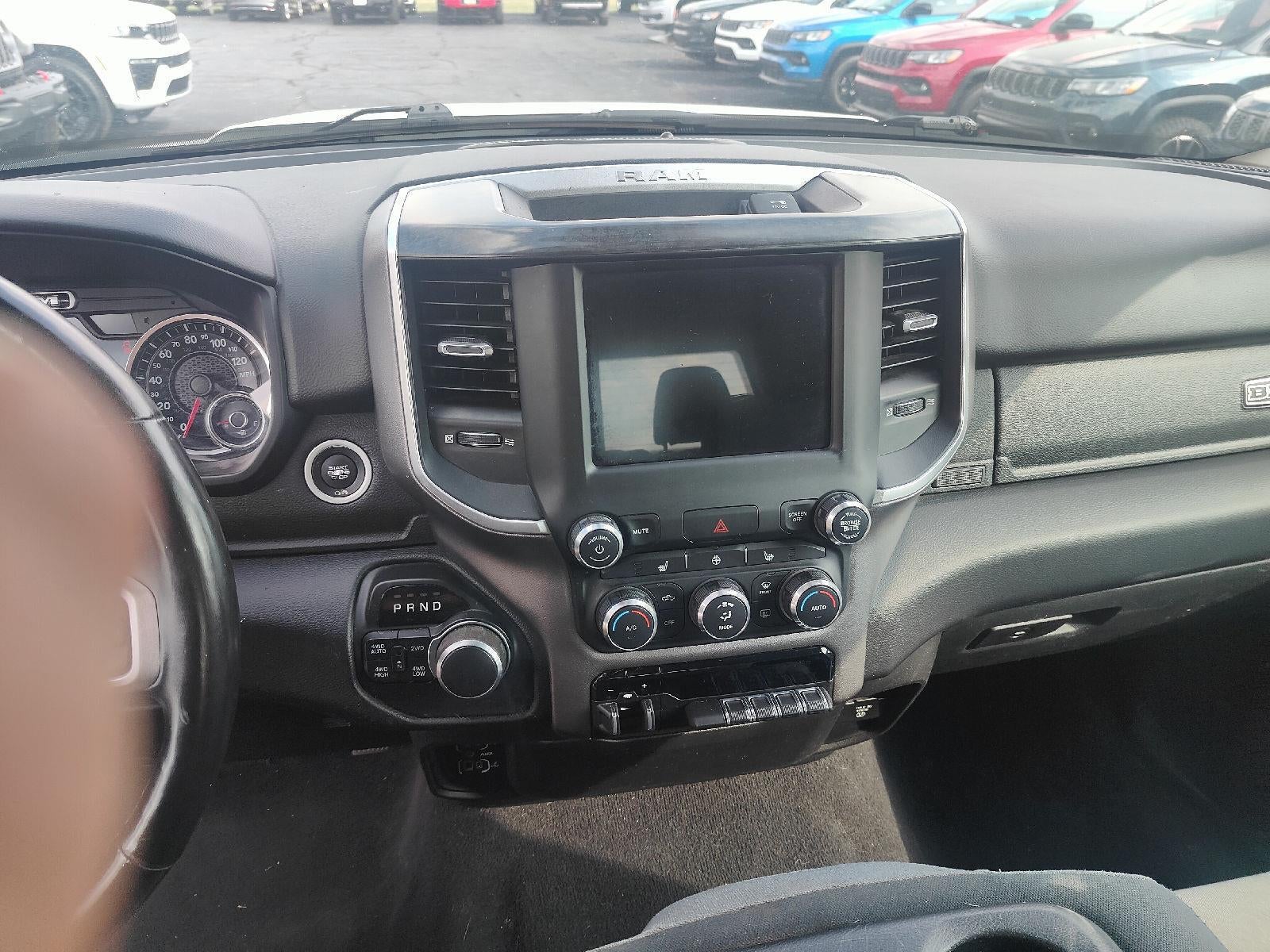 2019 RAM 1500 Big Horn/Lone Star Crew Cab 4x4 5'7' Box
