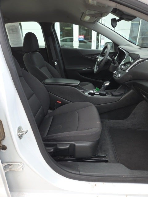 2024 Chevrolet Malibu FWD 1FL