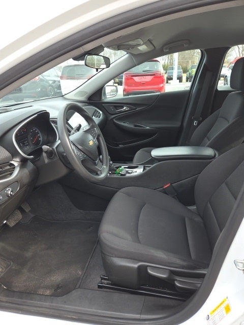 2024 Chevrolet Malibu FWD 1FL