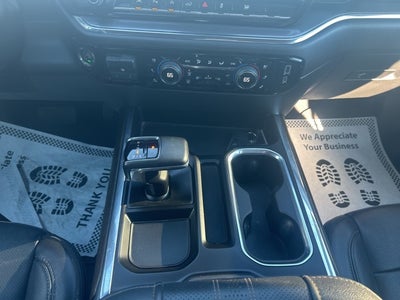 2023 Chevrolet Silverado 1500 4WD Crew Cab Short Bed High Country