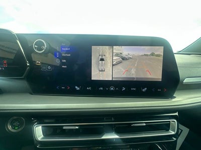 2025 Chevrolet Traverse FWD LT