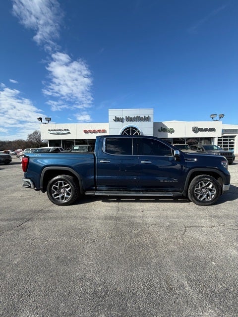 2023 GMC Sierra 1500 4WD Crew Cab Short Box SLT
